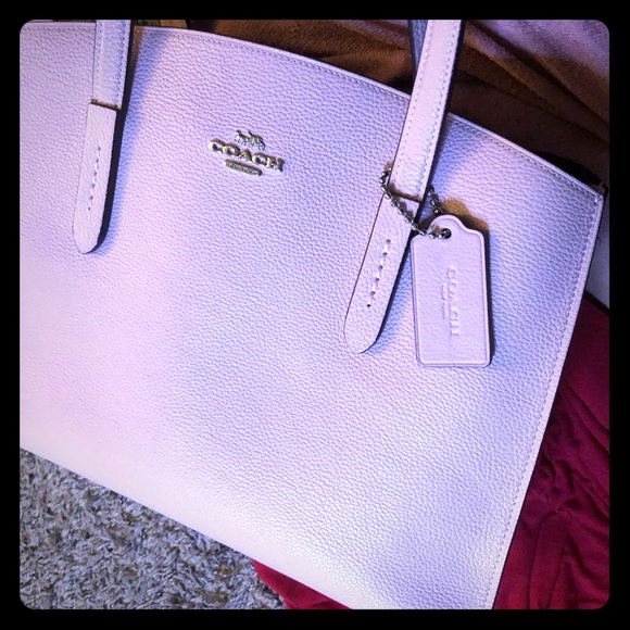 Considering all offers - Coach leather 28 carryall - Picture 2 of 4